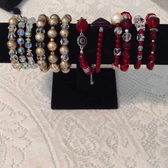 12 REPURPOSED HANDMADE Vintage, Glass, Metal Beaded Stretch Bracelets!! - Picture 6 of 6